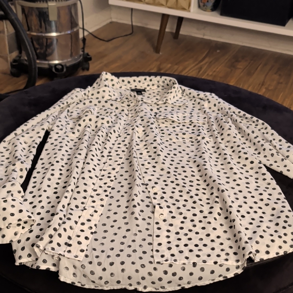 Who What Wear Black and White Polka Dot Button Down Shirt